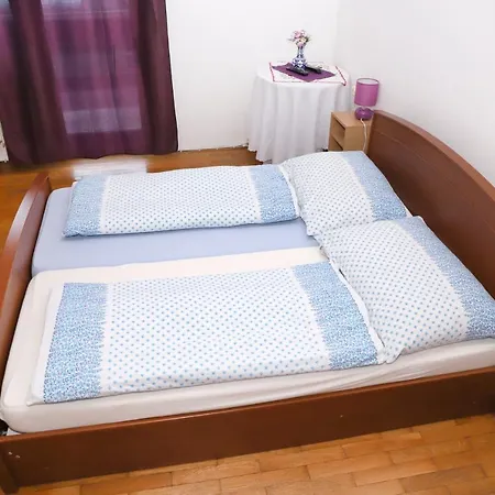 Viktoria Casa de Férias *